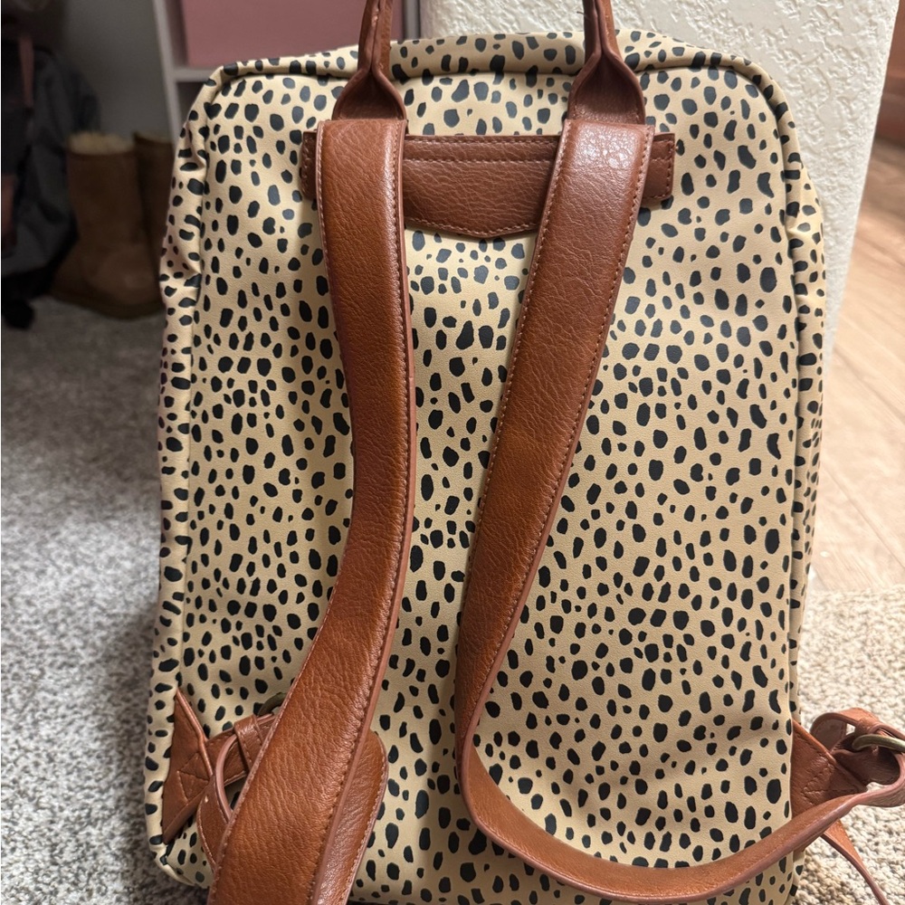 Universal Thread Tan Backpack With Zipper Pocket - image 2